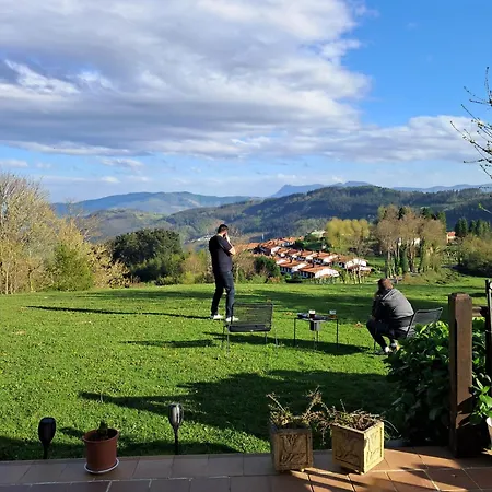 Alojamento de Acomodação e Pequeno-almoço Eguzkitza Elgeta