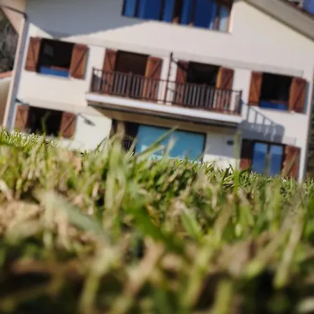 Eguzkitza Bed & Breakfast *