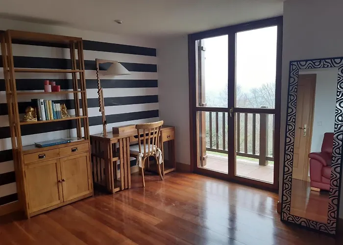 Bed & Breakfast Eguzkitza *