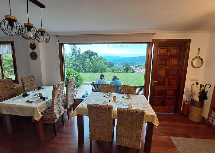 Bed & Breakfast Eguzkitza *